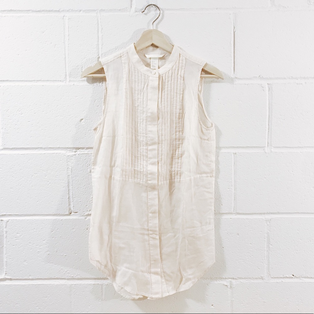 Sleeveless Button Down Blouse